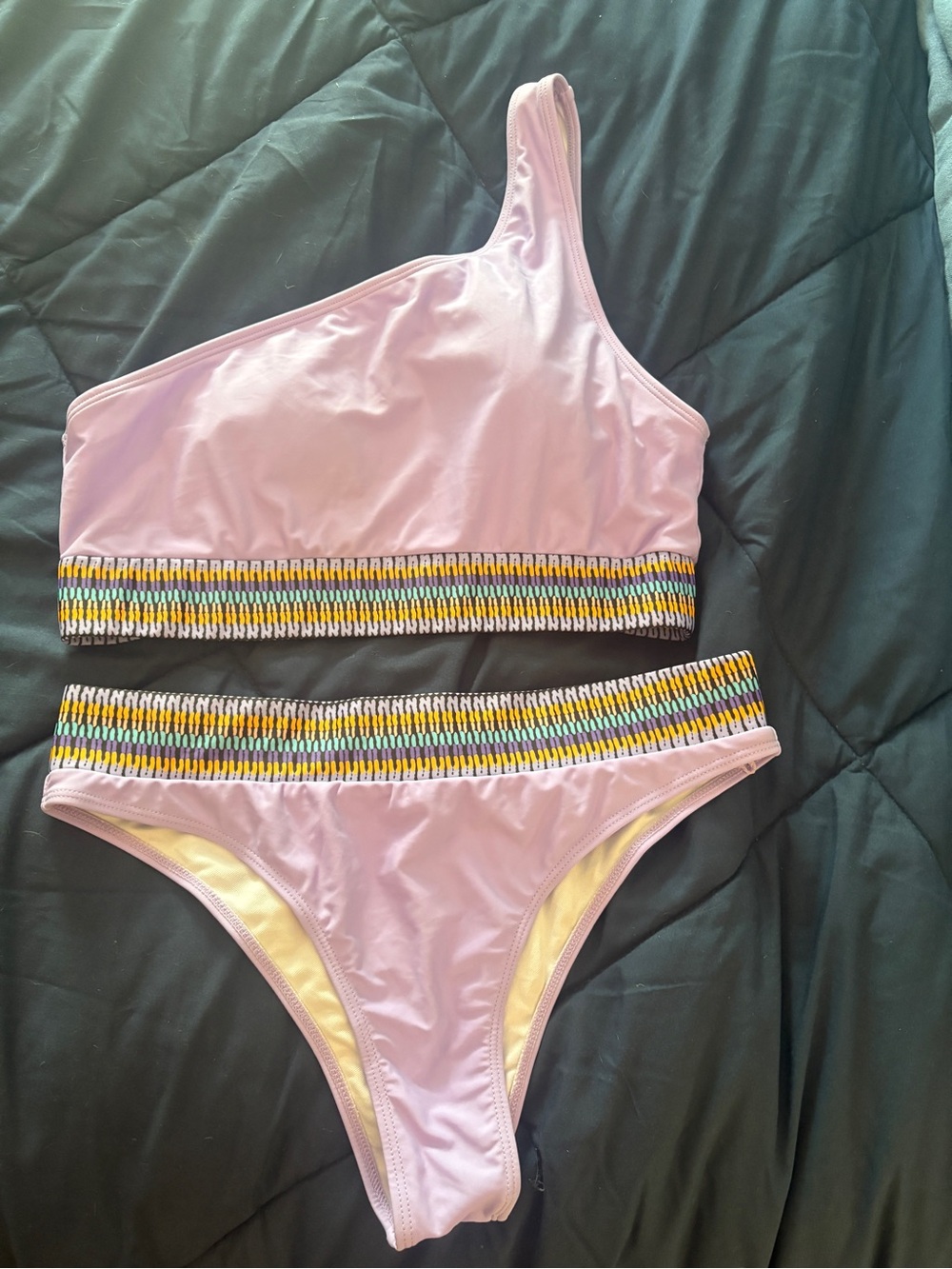 One-Shoulder Lavender Bikini Set with Multicolor Waistband
